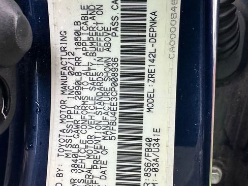 Used 2012 Toyota Corolla LE image 37