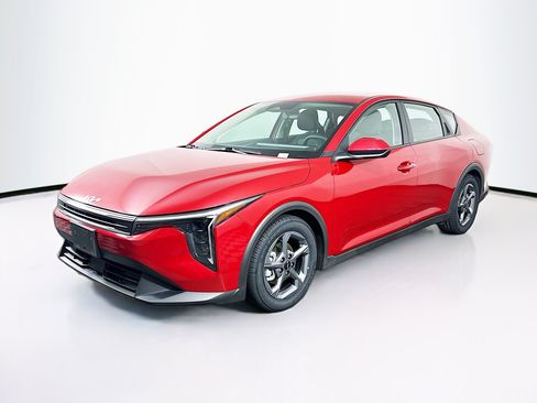 Used 2025 Kia K4 FWD image 3