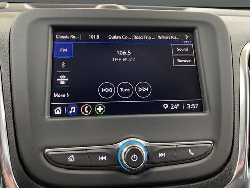 Used 2022 Chevrolet Equinox LT image 22