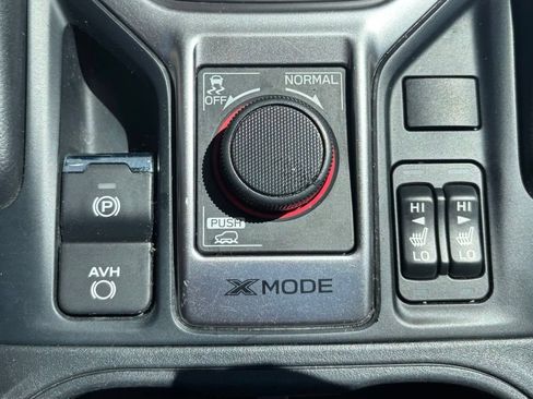 Used 2022 Subaru Forester Premium AWD/4WD image 12