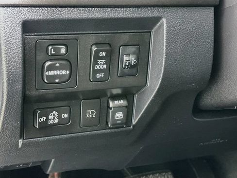 Used 2019 Toyota Tundra SR5 w/ TRD Sport Package AWD/4WD image 14