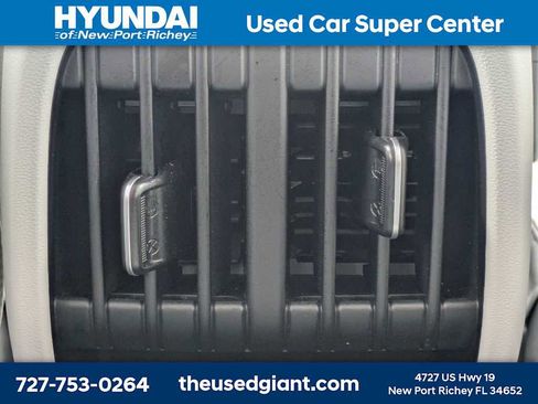 Used 2024 Hyundai Kona SEL w/ Convenience Package image 15