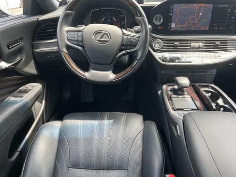 Used 2021 Lexus LS 500 w/ Interior Upgrade Package RWD image 13