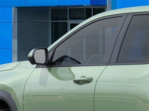 New 2026 Chevrolet Equinox LT w/ Convenience Package II image 12