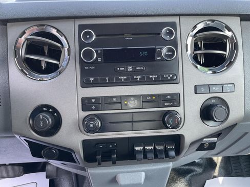 Used 2016 Ford F250 XLT w/ XLT Value Package AWD/4WD image 24
