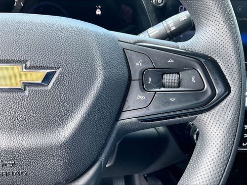 Used 2026 Chevrolet Trax LT FWD image 27