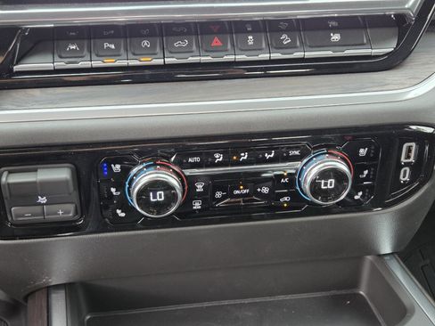 New 2025 GMC Sierra 1500 SLT w/ SLT Premium Package image 14