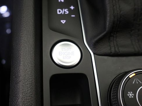 Used 2019 Volkswagen Atlas SEL AWD/4WD image 61
