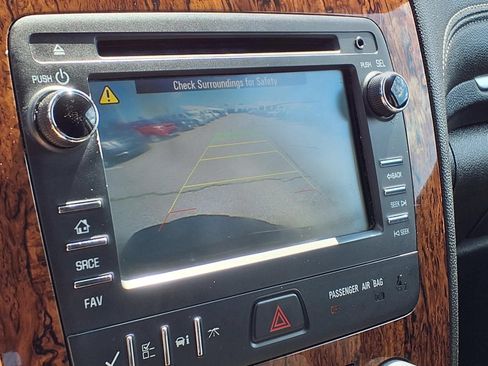 Used 2014 Chevrolet Traverse LT w/ All-Star Edition FWD image 22