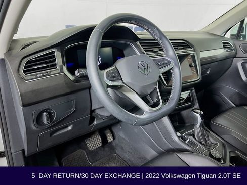 Used 2022 Volkswagen Tiguan SE AWD/4WD image 10