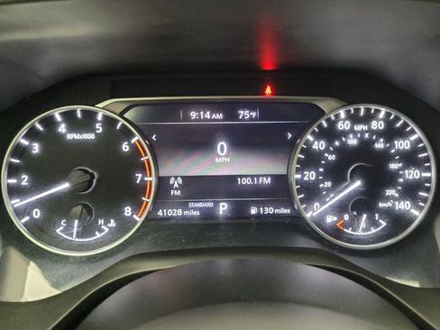 Used 2024 Nissan Rogue S FWD image 23