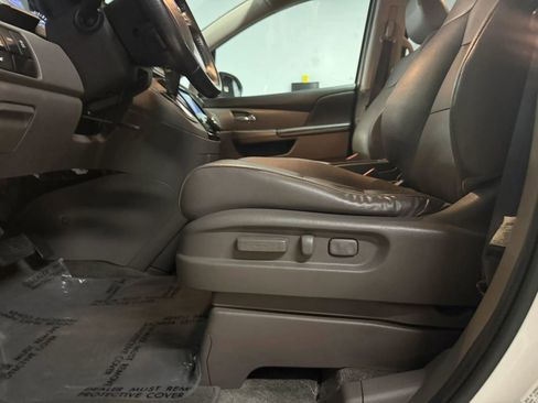 Used 2016 Honda Odyssey EX-L image 11