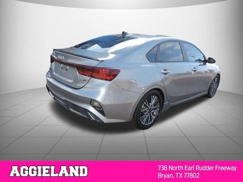 Used 2024 Kia Forte GT-Line w/ GT-Line Premium Package FWD image 4