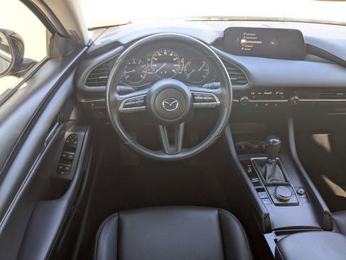 Used 2023 MAZDA MAZDA3 s FWD image 18