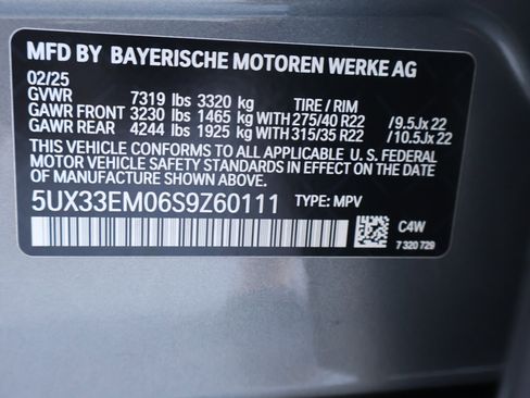 Used 2025 BMW X7 M60i w/ Climate Comfort Package AWD/4WD image 30