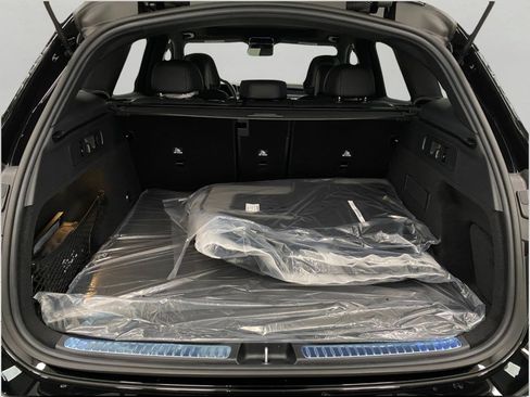 New 2026 Mercedes-Benz GLC 300 4MATIC image 5