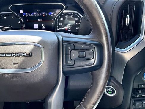 Used 2023 GMC Sierra 2500 Denali w/ Denali Ultimate Package AWD/4WD image 20