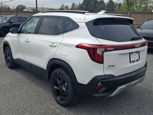 New 2026 Kia Seltos EX w/ EX Sunroof Package AWD/4WD image 4