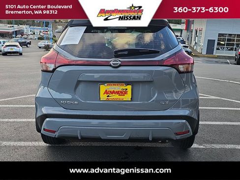Used 2024 Nissan Kicks SR w/ SR Premium Package image 4