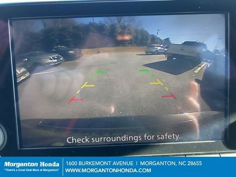 Used 2024 Nissan Rogue SV image 22