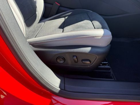 Used 2025 Chevrolet Blazer EV SS w/ Performance Package image 25