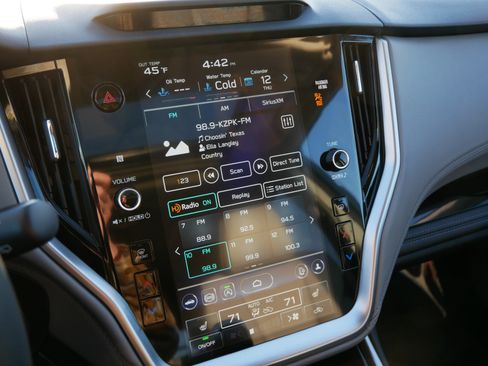 Certified 2025 Subaru Outback Limited image 22