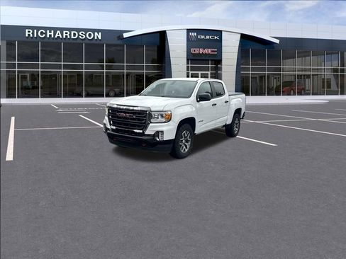 Used 2022 GMC Canyon AT4 w/ Trailering Package image 1
