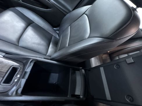 Used 2024 Chevrolet Malibu LT image 32