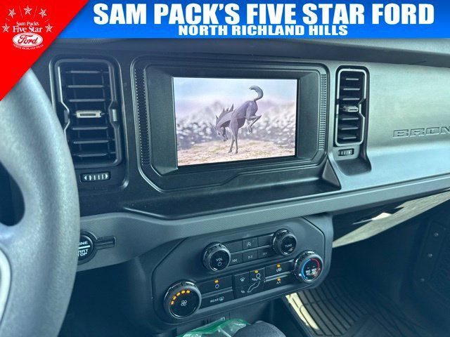 Used 2022 Ford Bronco 4-Door AWD/4WD image 7