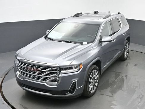 Used 2022 GMC Acadia Denali w/ Denali Ultimate Package AWD/4WD image 39