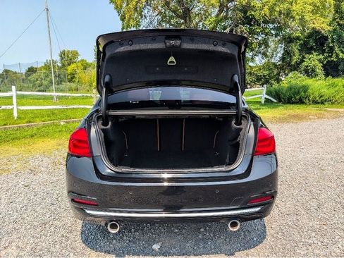 Used 2018 BMW 340i xDrive Sedan AWD/4WD image 7