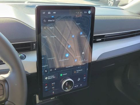 Used 2023 Ford Mustang Mach-E Select image 22