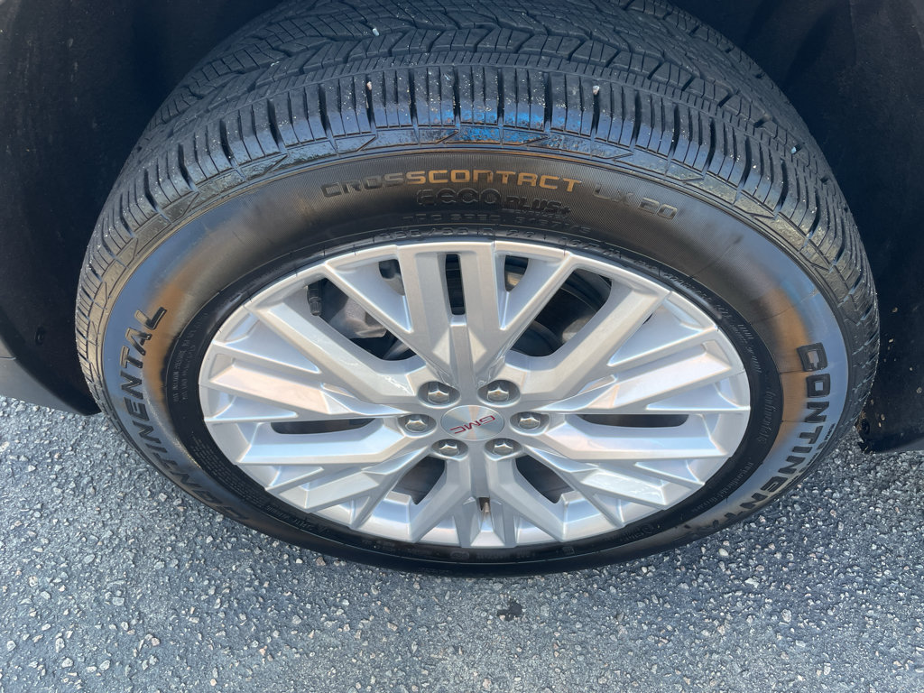 Certified 2026 GMC Acadia Elevation w/ Elevation Premium Package FWD image 6