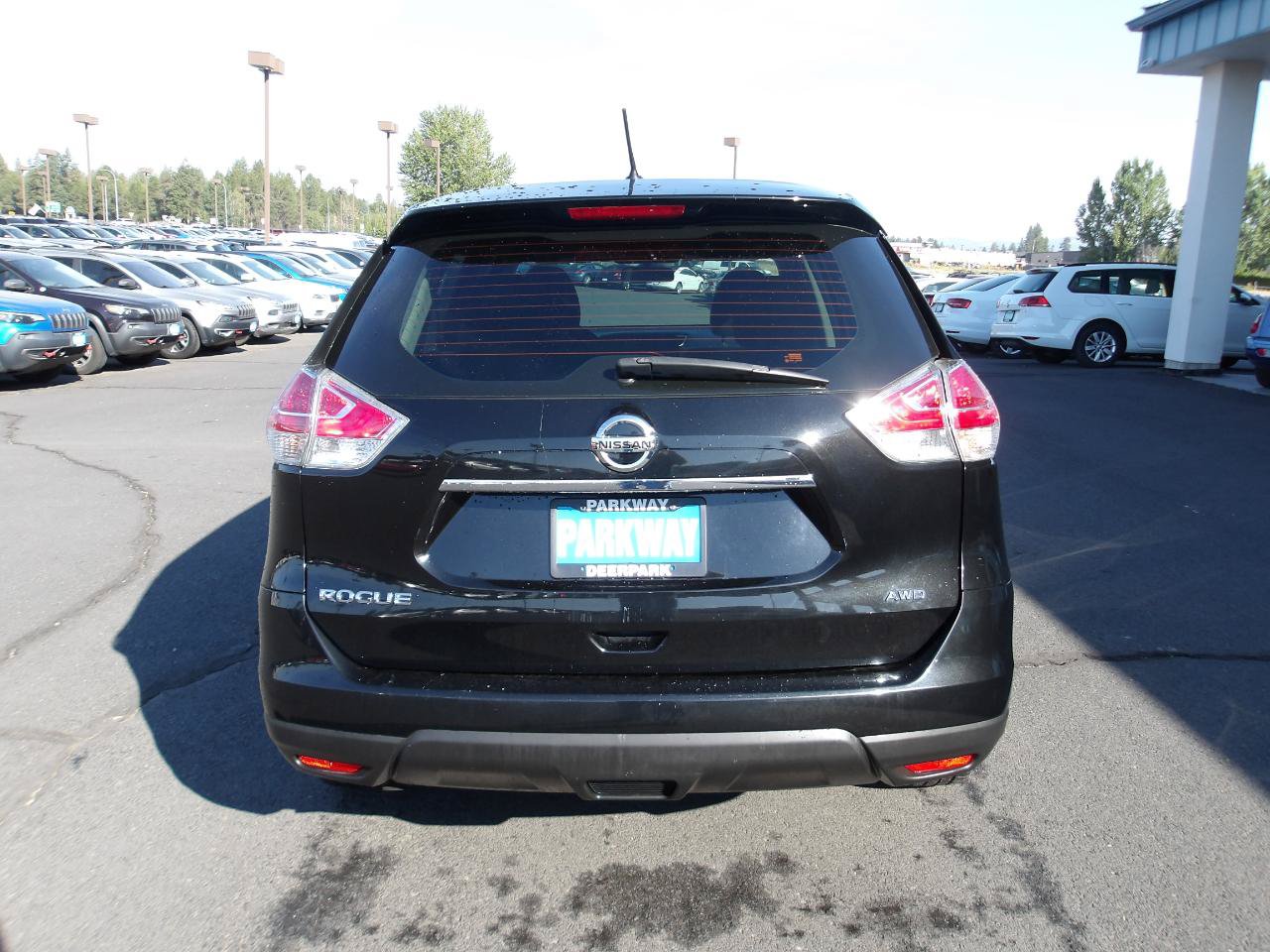 Used 2016 Nissan Rogue S AWD/4WD image 4