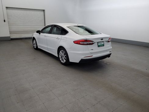 Used 2019 Ford Fusion SE FWD image 5