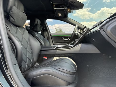 Used 2023 Mercedes-Benz Maybach S 580 4MATIC image 34