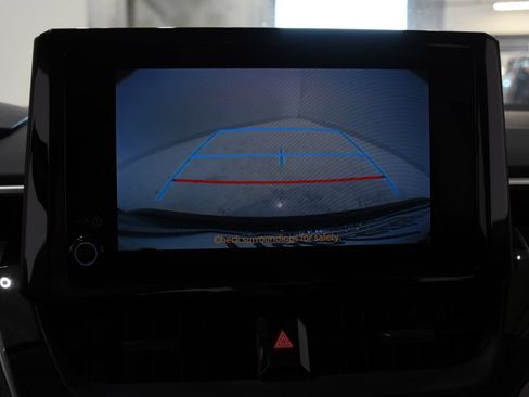 Used 2024 Toyota Corolla LE FWD image 18
