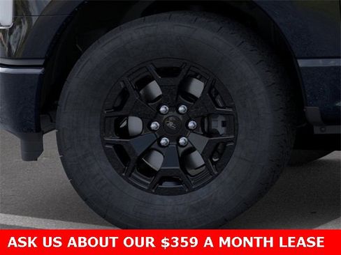 New 2025 Ford F150 Lightning XLT image 19