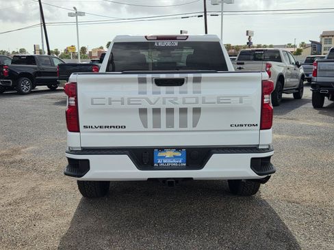 New 2026 Chevrolet Silverado 1500 Custom RWD image 4