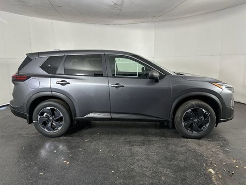 New 2026 Nissan Rogue SV AWD/4WD image 9