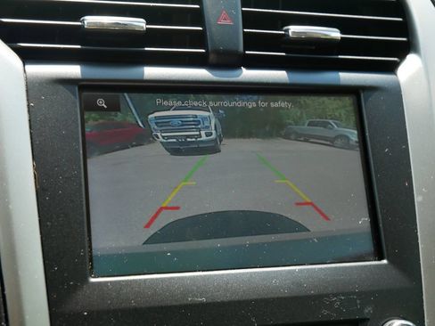 Used 2016 Ford Fusion SE w/ Equipment Group 202A FWD image 27