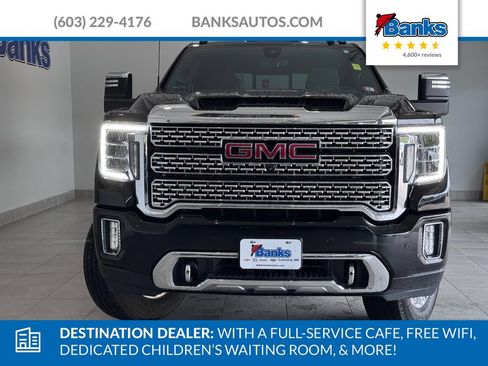 Certified 2022 GMC Sierra 2500 Denali w/ Denali Ultimate Package AWD/4WD image 3