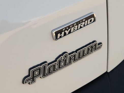 New 2025 Ford Escape Base image 9