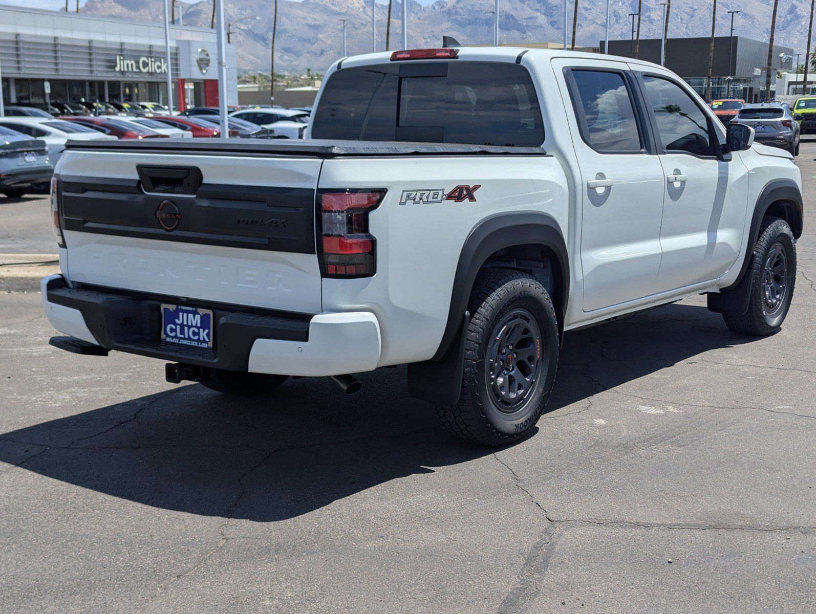 New 2026 Nissan Frontier PRO-4X w/ Tow Package AWD/4WD image 2