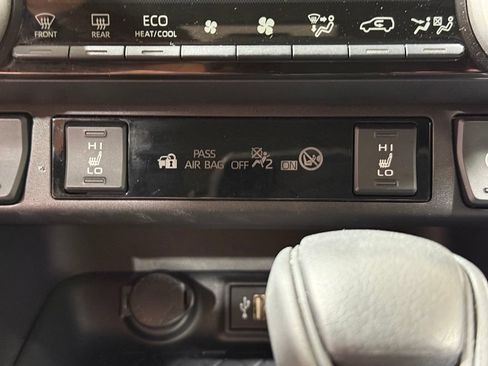 Certified 2025 Toyota RAV4 XLE w/ Convenience Package AWD/4WD image 30