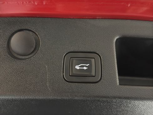 Used 2025 Chevrolet Equinox LT w/ Convenience Package II image 21