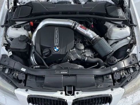 Used 2011 BMW 335i xDrive 335i xDrive Sedan 4D image 17