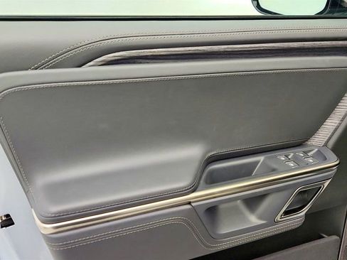 Used 2023 Rivian R1S Adventure image 15