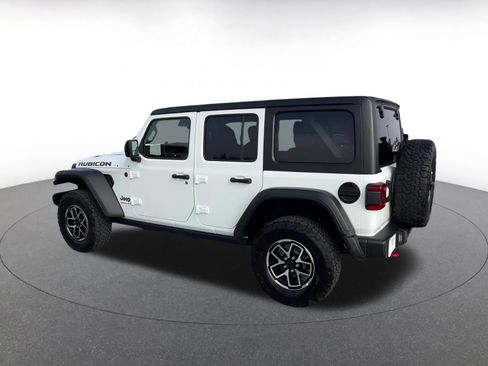 Used 2025 Jeep Wrangler Unlimited Rubicon image 10