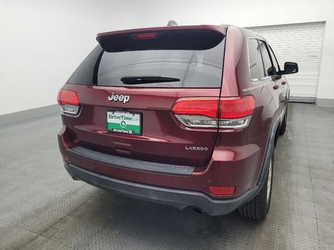 Used 2017 Jeep Grand Cherokee Laredo image 7